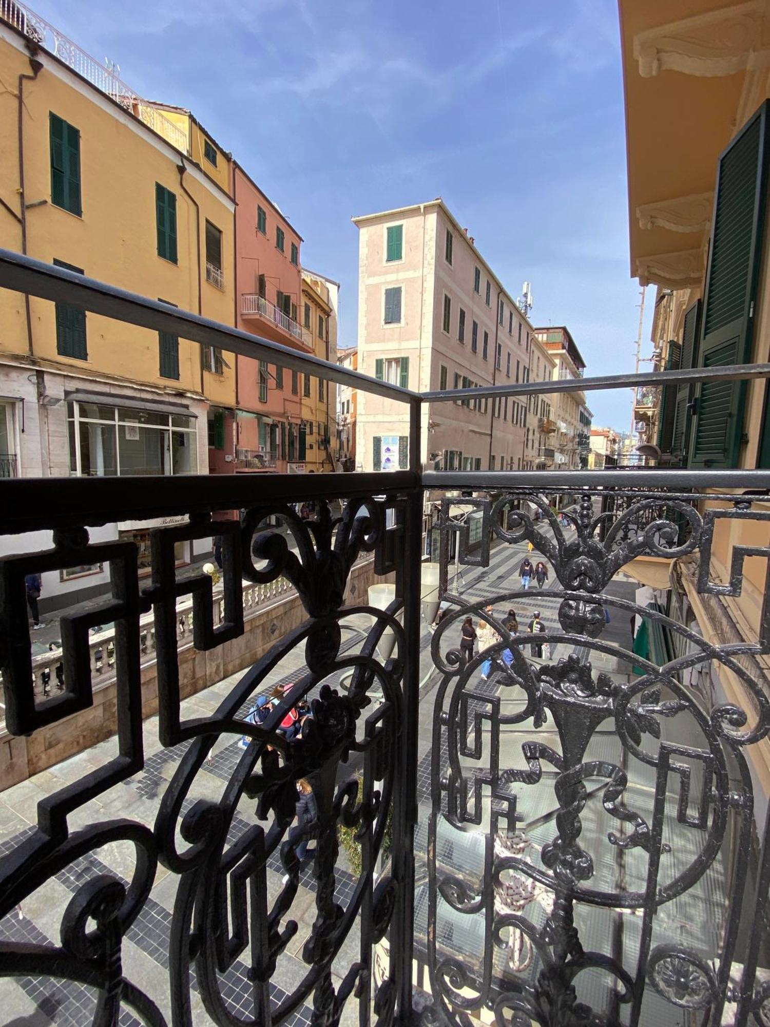 Eletto Hotel 3*