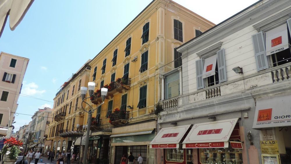 Eletto 3*